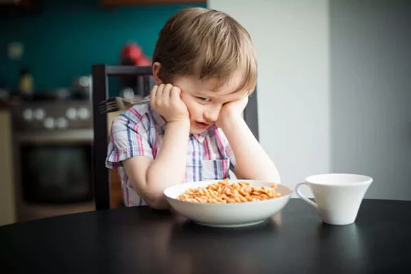 3-Year-Old-Won't-Eat-Unless-Feed-Him